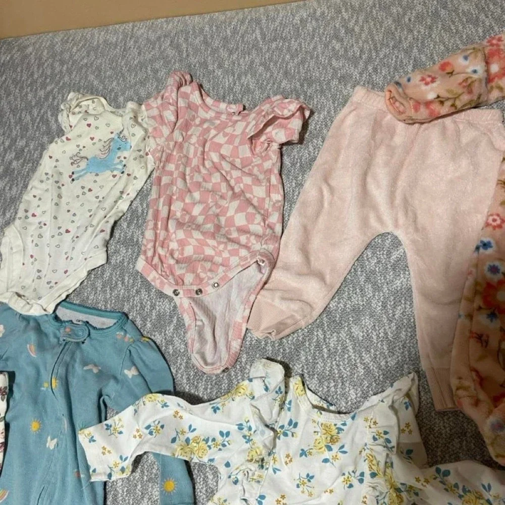 Baby girl bundle 6-9 months. SKU-A957